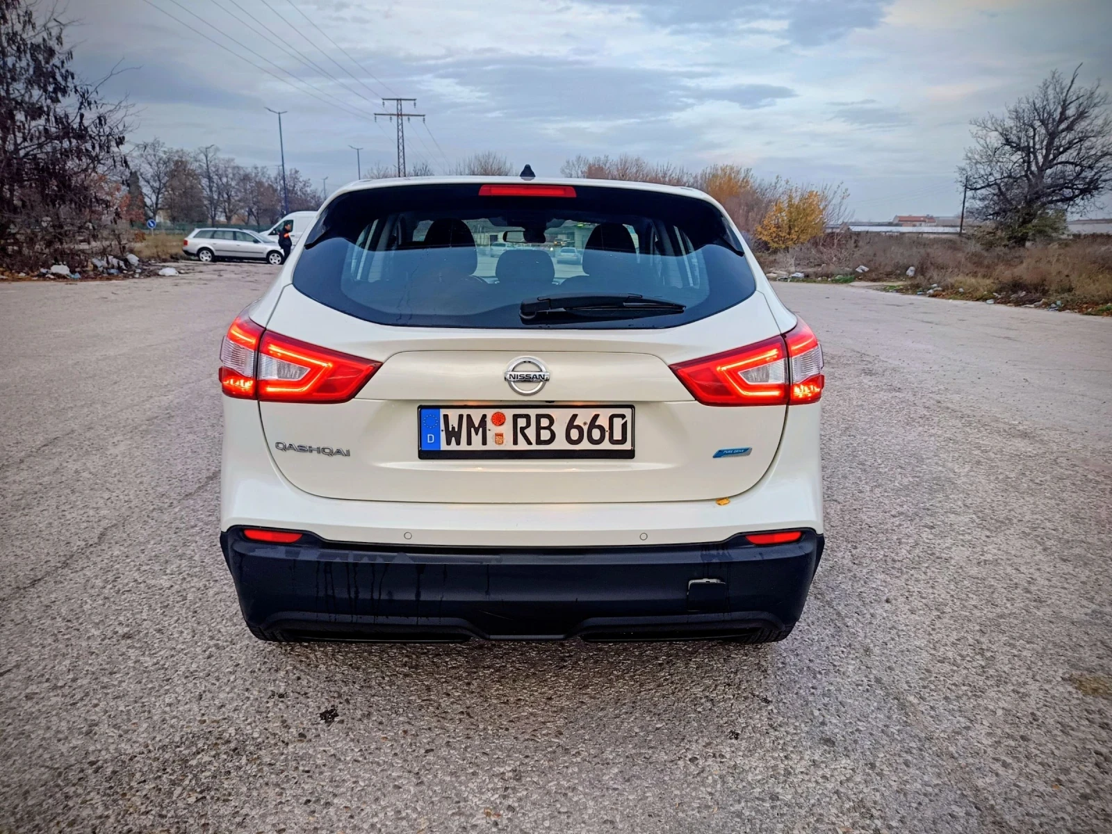 Nissan Qashqai 1.5.110 кс - изображение 10