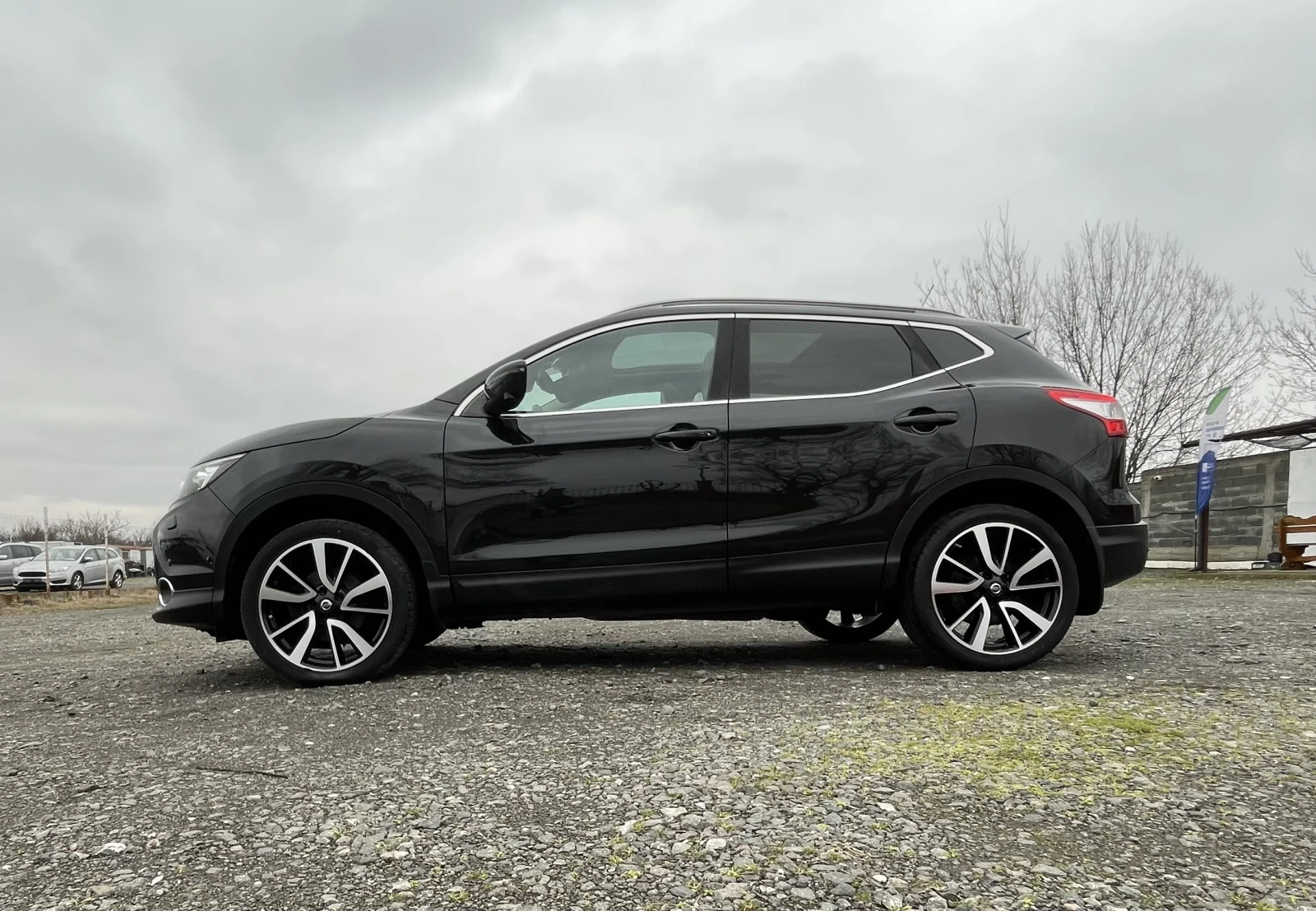 Nissan Qashqai Facelift 360 1.2i 115�.� ������ EURO 5  | Mobile.bg � ����������� 8