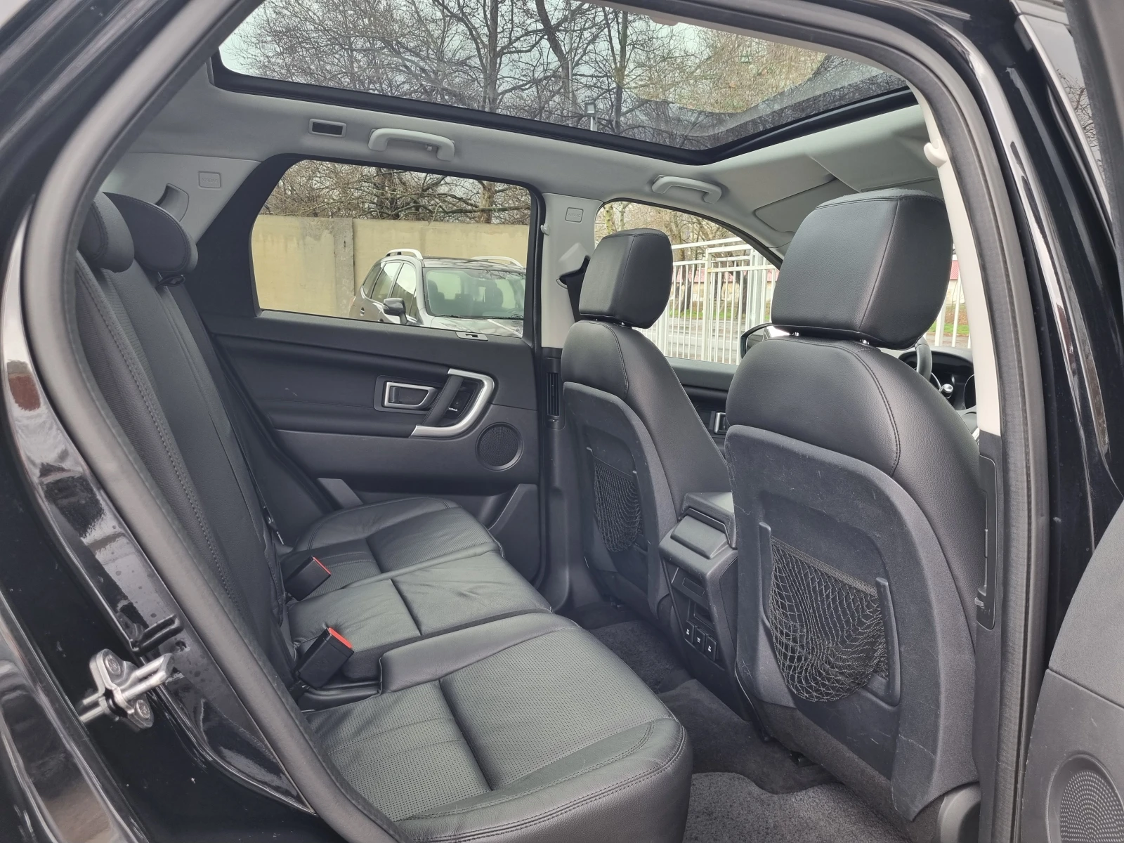 Land Rover Discovery Sport Камера/Meridian/Панорама/Memory, снимка 11 - Автомобили и джипове - 54005632