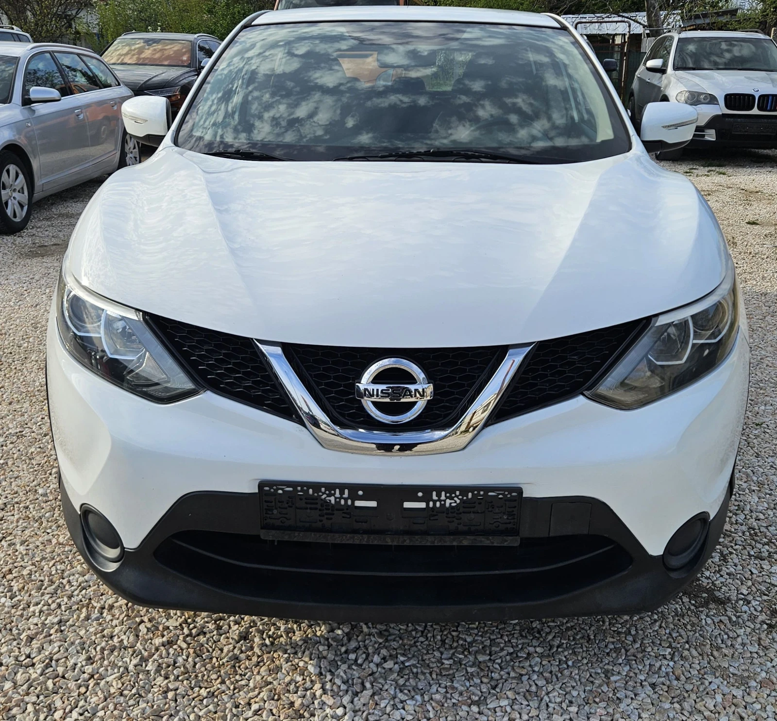 Nissan Qashqai 1.5 DCI..NAVI.KAMERA, снимка 2 - Автомобили и джипове - 54230914