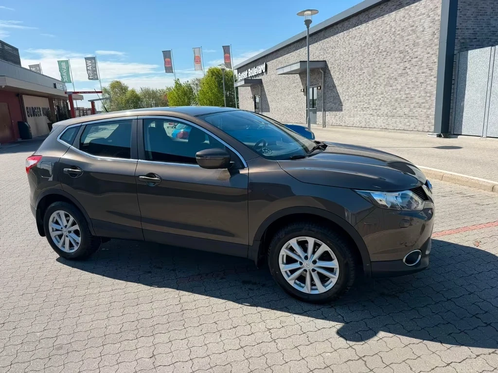 Nissan Qashqai 1.6d Tekna 131ps DK, снимка 3 - Автомобили и джипове - 54671075