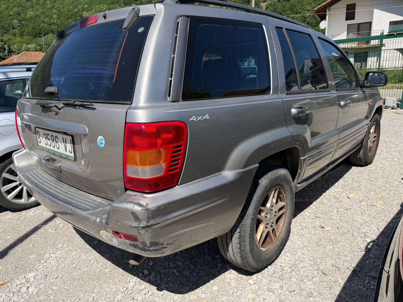 Jeep Grand cherokee 4.0i БЕНЗИН 190kc, снимка 4 - Автомобили и джипове - 54718438