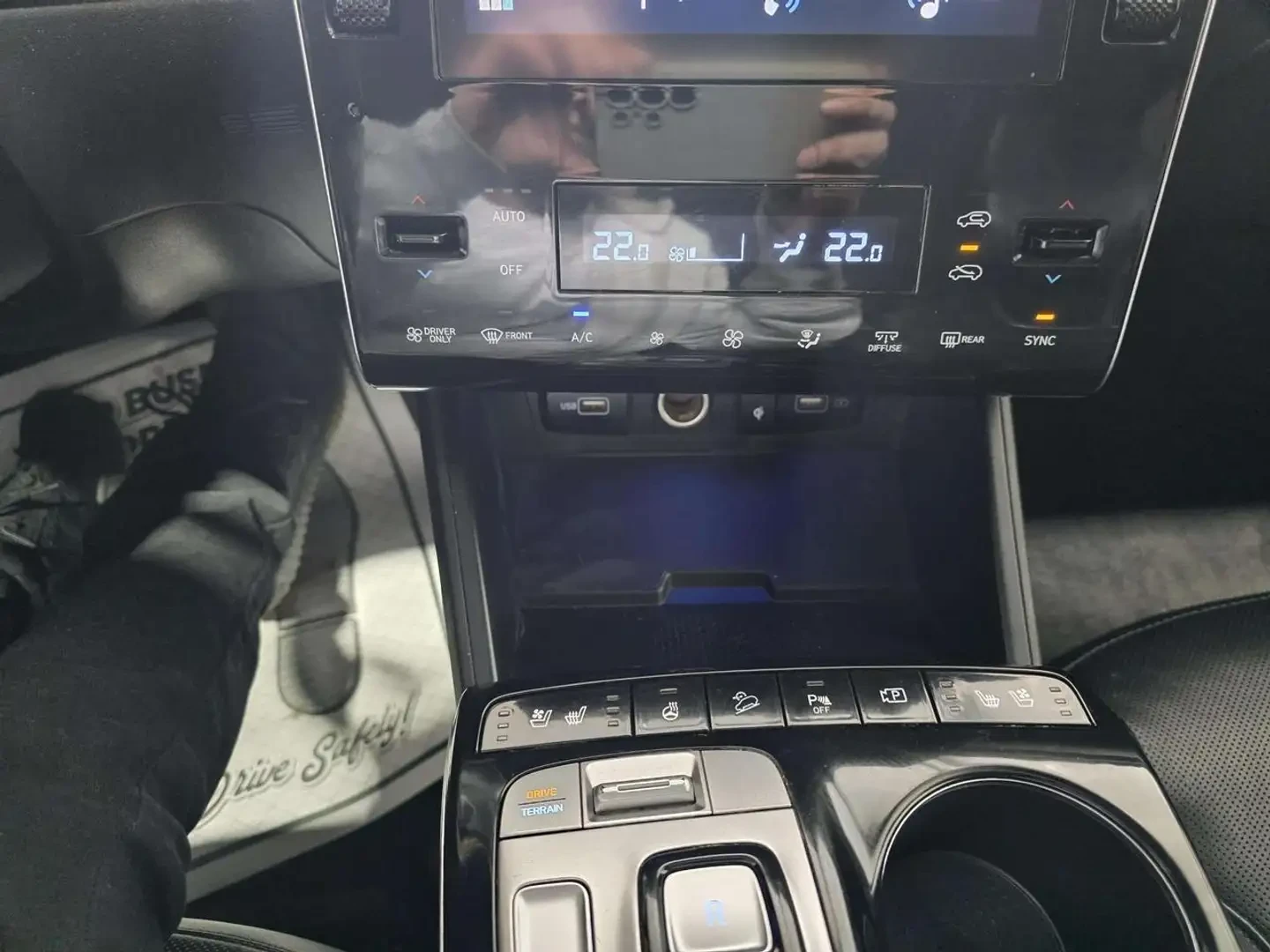 Hyundai Tucson Hybrid Luxury AWD, снимка 17 - Автомобили и джипове - 54759331