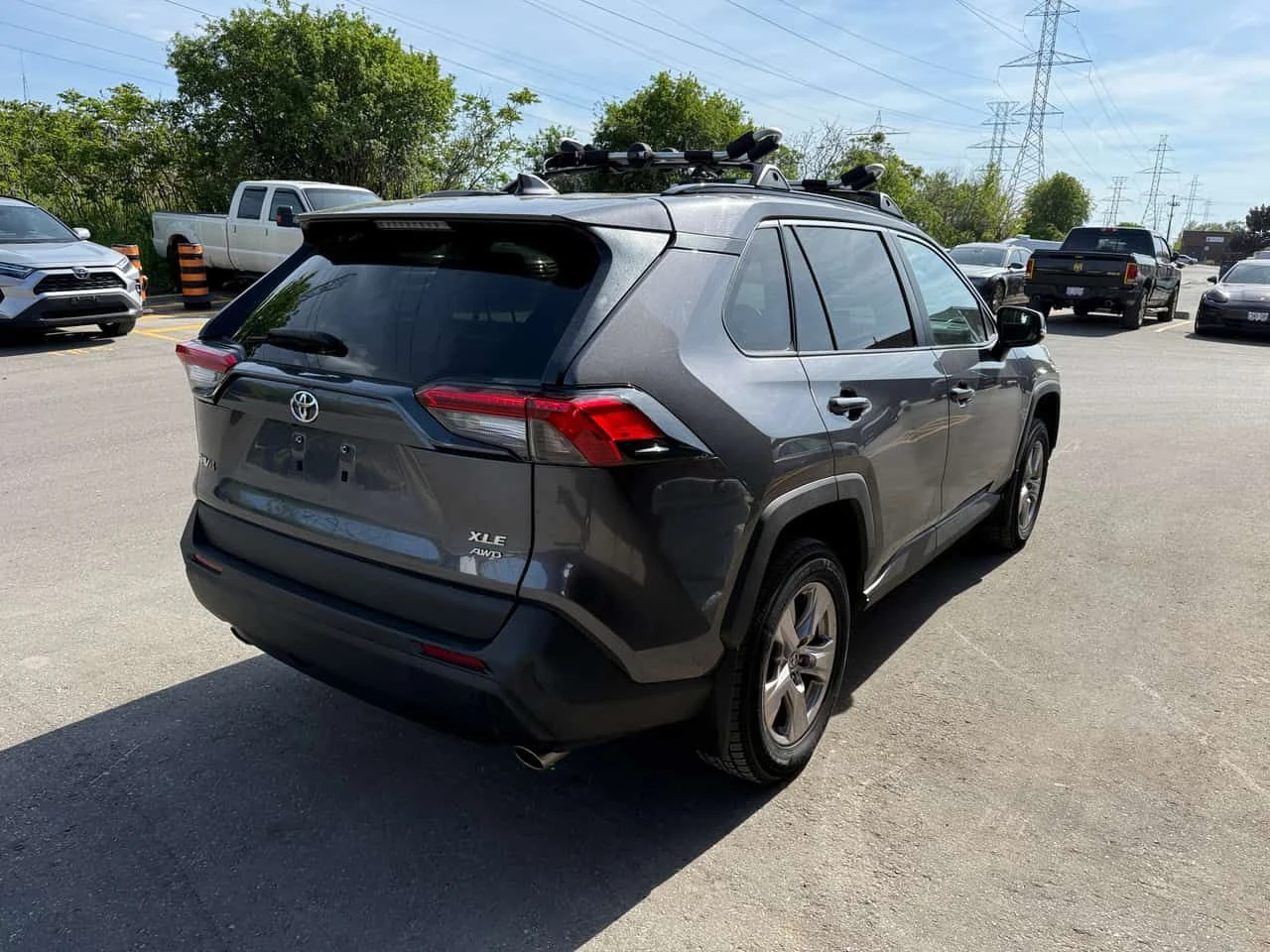 Toyota Rav4 * XLE AWD * ПОДГРЕВИ * ПАНО * KEYLESS * CARFAX, снимка 3 - Автомобили и джипове - 54794476