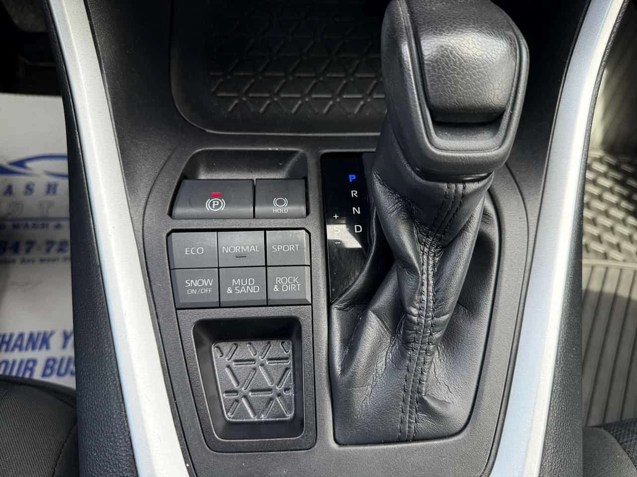 Toyota Rav4 * XLE AWD * ПОДГРЕВИ * ПАНО * KEYLESS * CARFAX, снимка 12 - Автомобили и джипове - 54794476