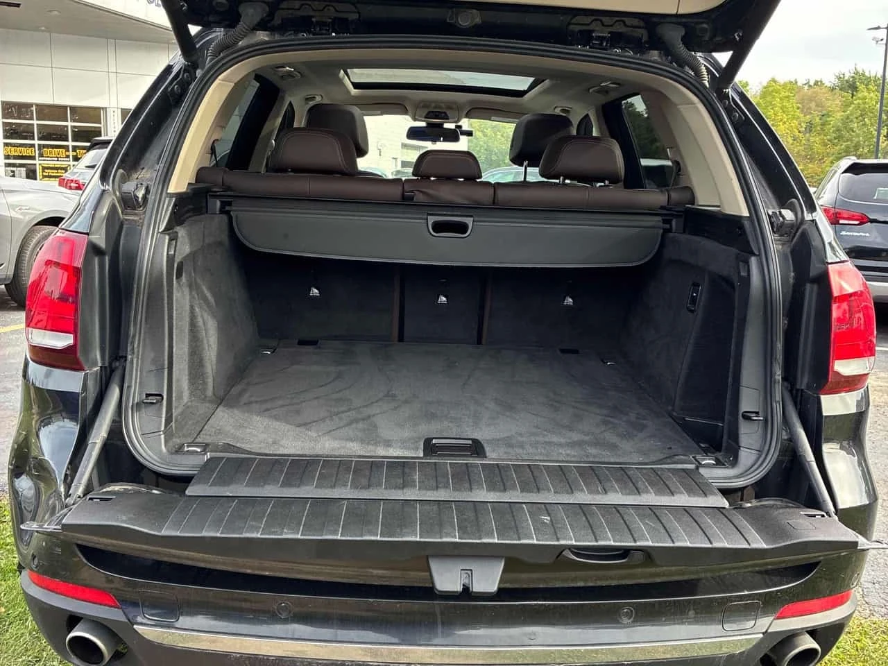 BMW X5 * xDrive35i * CARFAX * БЕЗ ПЪРВОНАЧАЛНА ВНОСКА, снимка 13 - Автомобили и джипове - 56233657