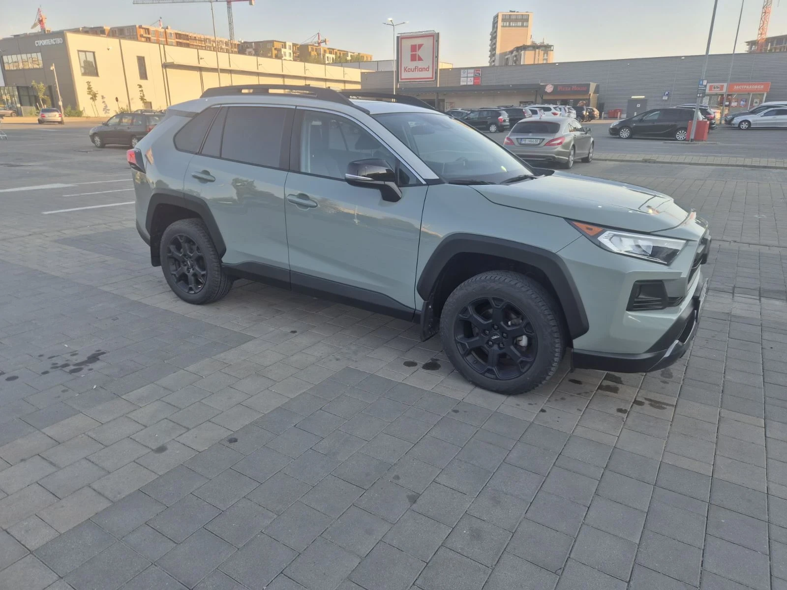 Toyota Rav4 TRD Off-Road 2.5 AWD / JBL / Lunar Rock / 203 �.�. | Mobile.bg � ����������� 3