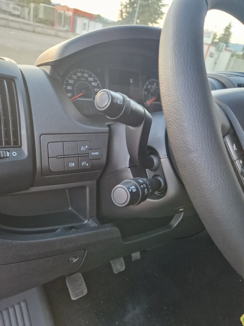 Citroen Jumper L2H2 средна база 2.2-150к.с, снимка 10 - Бусове и автобуси - 51016335