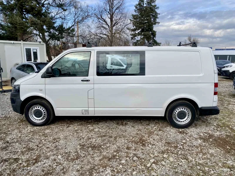 VW Transporter 2, 0 TDI Климатик  5+ 1 места , снимка 2 - Бусове и автобуси - 53121312