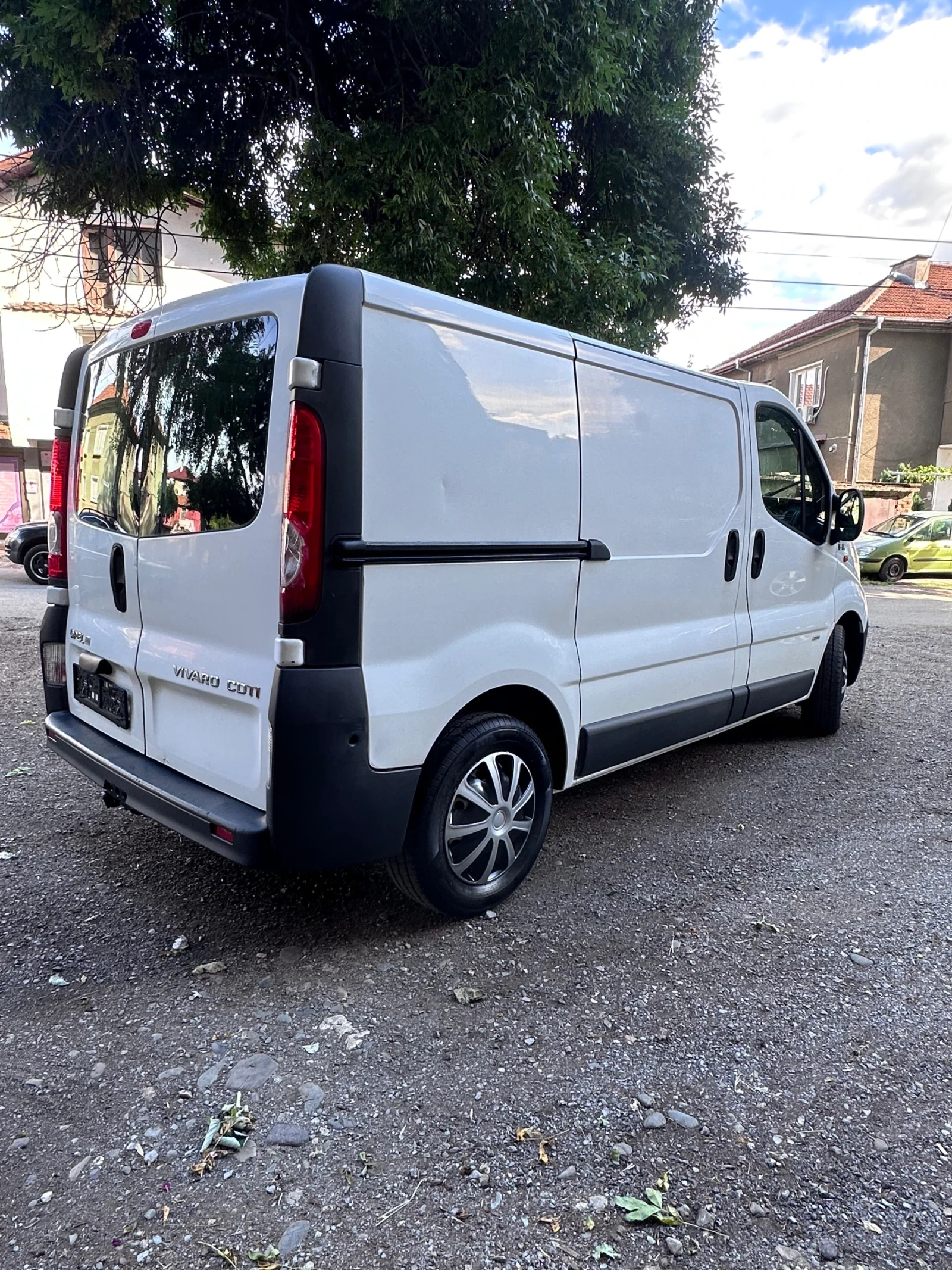 Opel Vivaro 2.0 CDTI, снимка 7 - Бусове и автобуси - 54885889