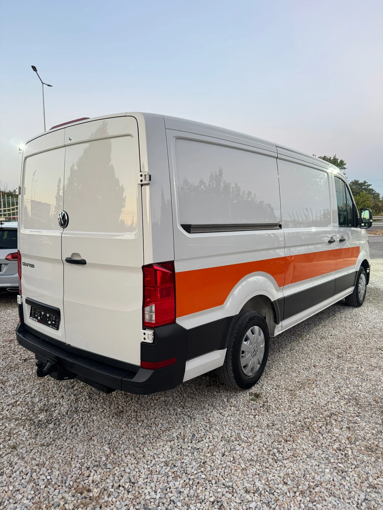 VW Crafter 2.0 tdi 140 к.с , снимка 4 - Бусове и автобуси - 56127251