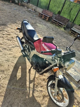 ����� �� �������� �� Suzuki Gs 500