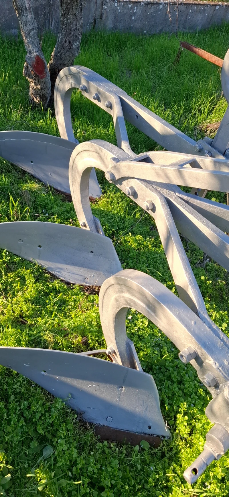 Плуг Друга марка 3-ка, снимка 2 - Селскостопанска техника - 52416189