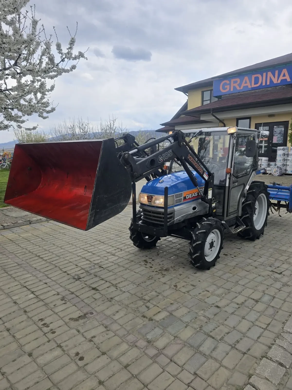 Трактор ISEKI Geas 25, снимка 2 - Селскостопанска техника - 54148580