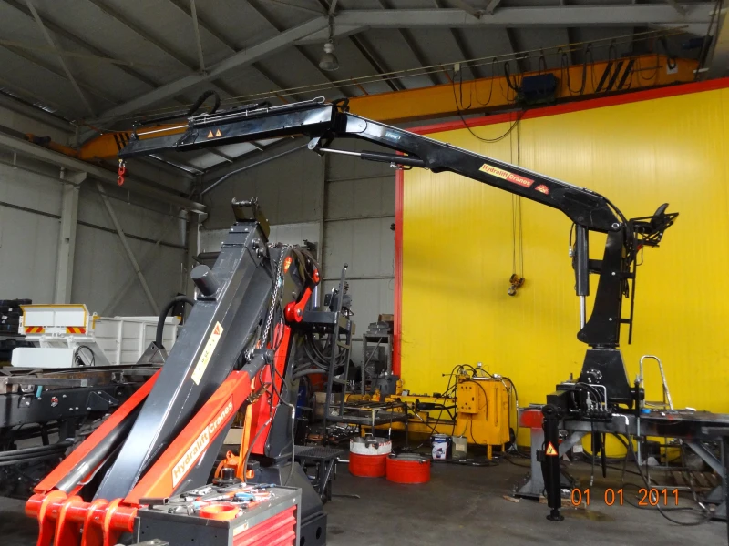 Автокран Друга марка Hydralift, снимка 14 - Индустриална техника - 52546104