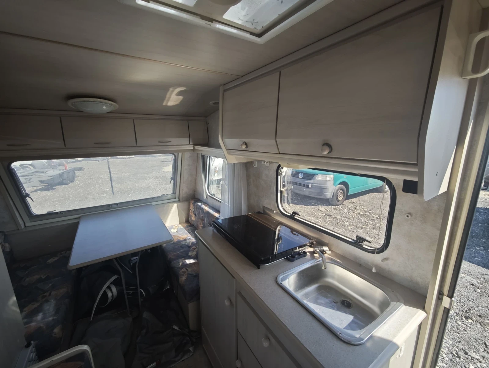 Каравана Caravelair, снимка 10 - Каравани и кемпери - 56328900