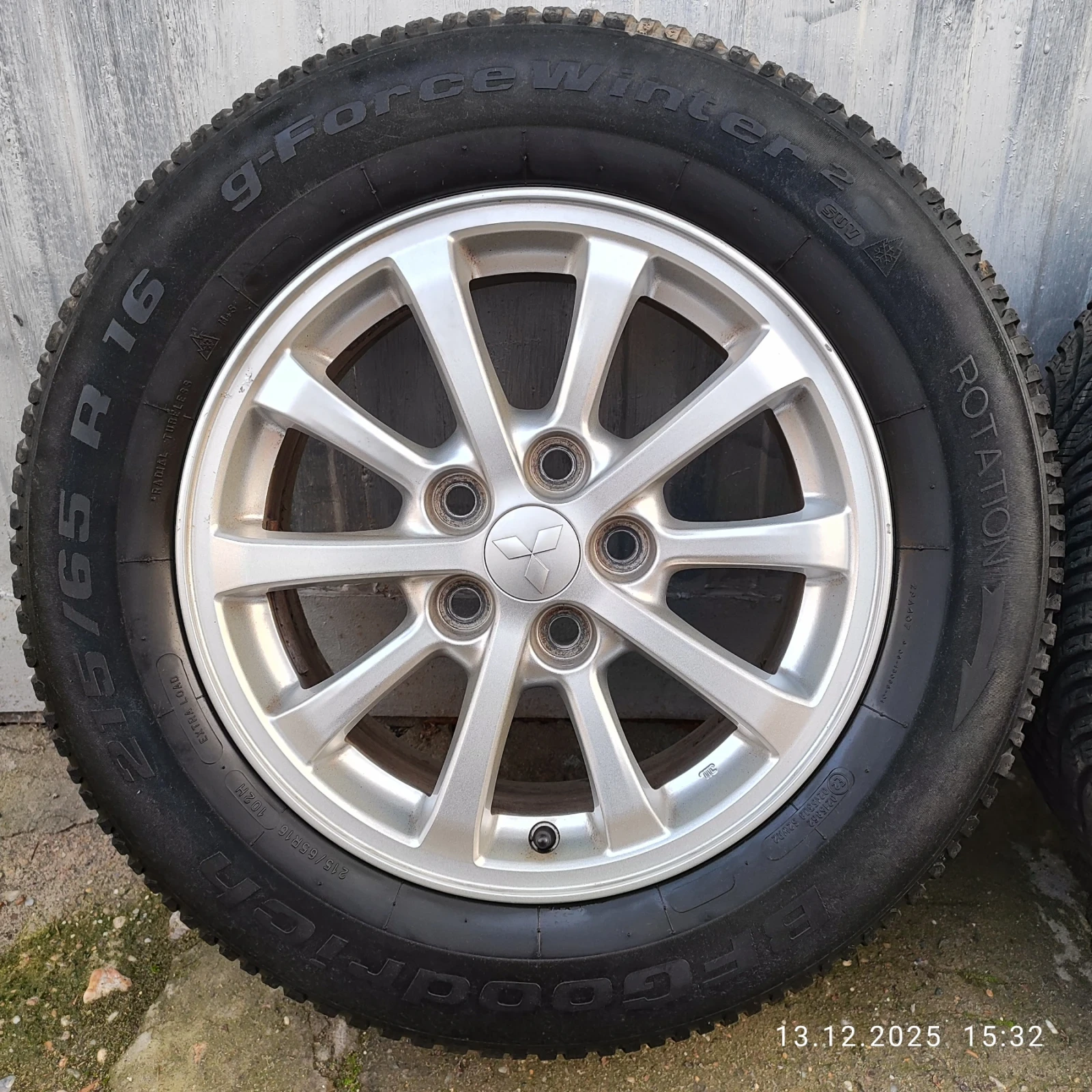 ���� � ������ 215/65R16 �� Mitsubishi | Mobile.bg � ����������� 4