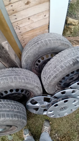 Гуми с джанти Sunny 195/65R15, снимка 5 - Гуми и джанти - 49540501