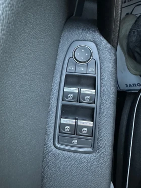 Renault Captur TCe 100 LPG Intens, снимка 13