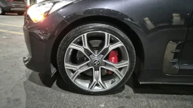 Kia Stinger 3.3T-AWD-GTLine-ОЧАКВАН ВНОС!, снимка 12
