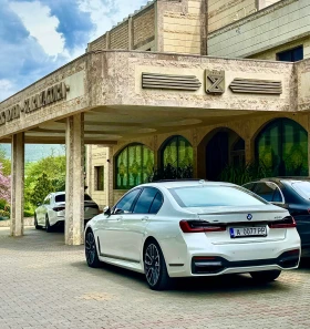  BMW 750