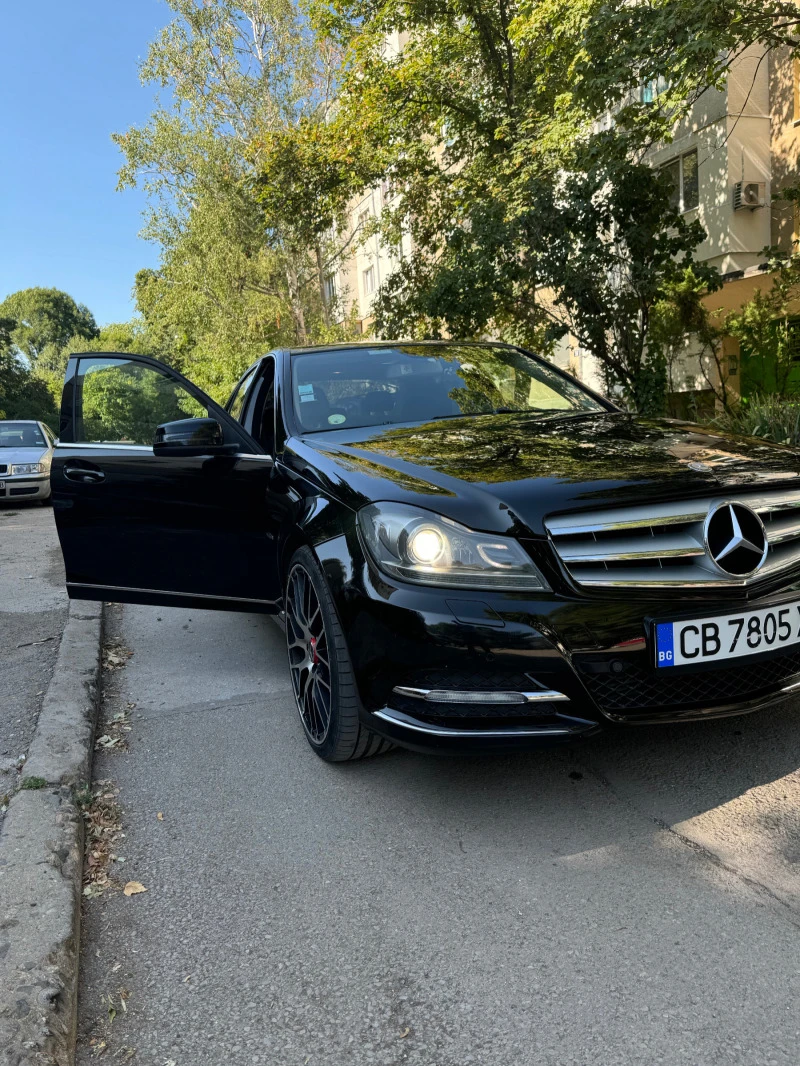 Mercedes-Benz C 200, снимка 7 - Автомобили и джипове - 47833845