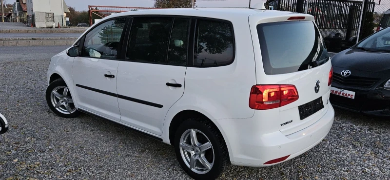 VW Touran 2012г , снимка 8 - Автомобили и джипове - 47906116