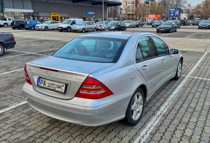 Mercedes-Benz C 270 2.7 CDI, снимка 3 - Автомобили и джипове - 48694332