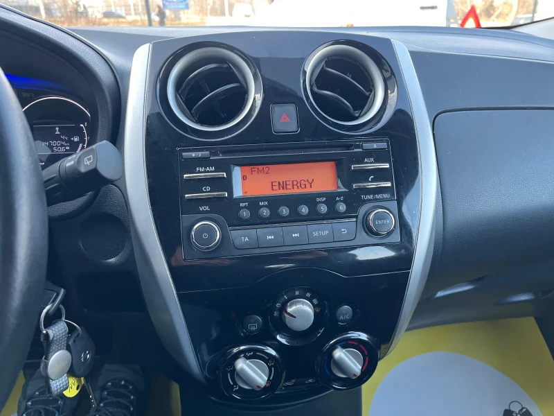 Nissan Note 1.2 Газ, снимка 15 - Автомобили и джипове - 48769619