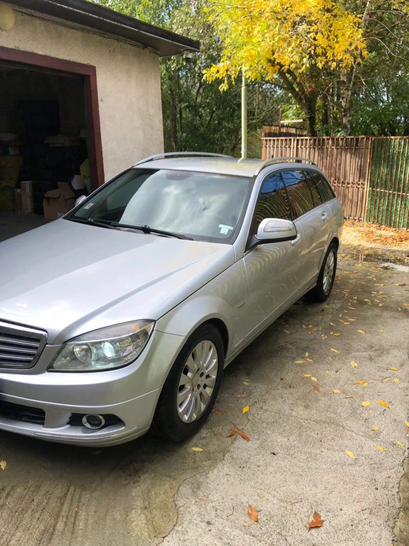 Mercedes-Benz C 220, снимка 2 - Автомобили и джипове - 49519019