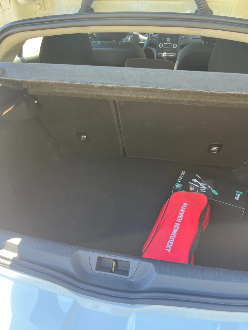 Renault Megane 1, 5DCI NAVI, снимка 14 - Автомобили и джипове - 51816918