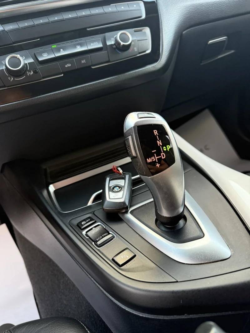 BMW 118, снимка 13 - Автомобили и джипове - 51843398