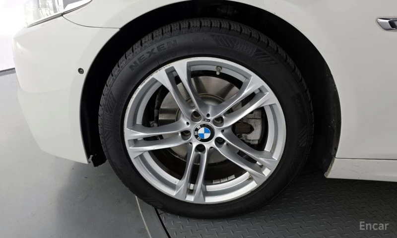 BMW 520, снимка 5 - Автомобили и джипове - 52678968