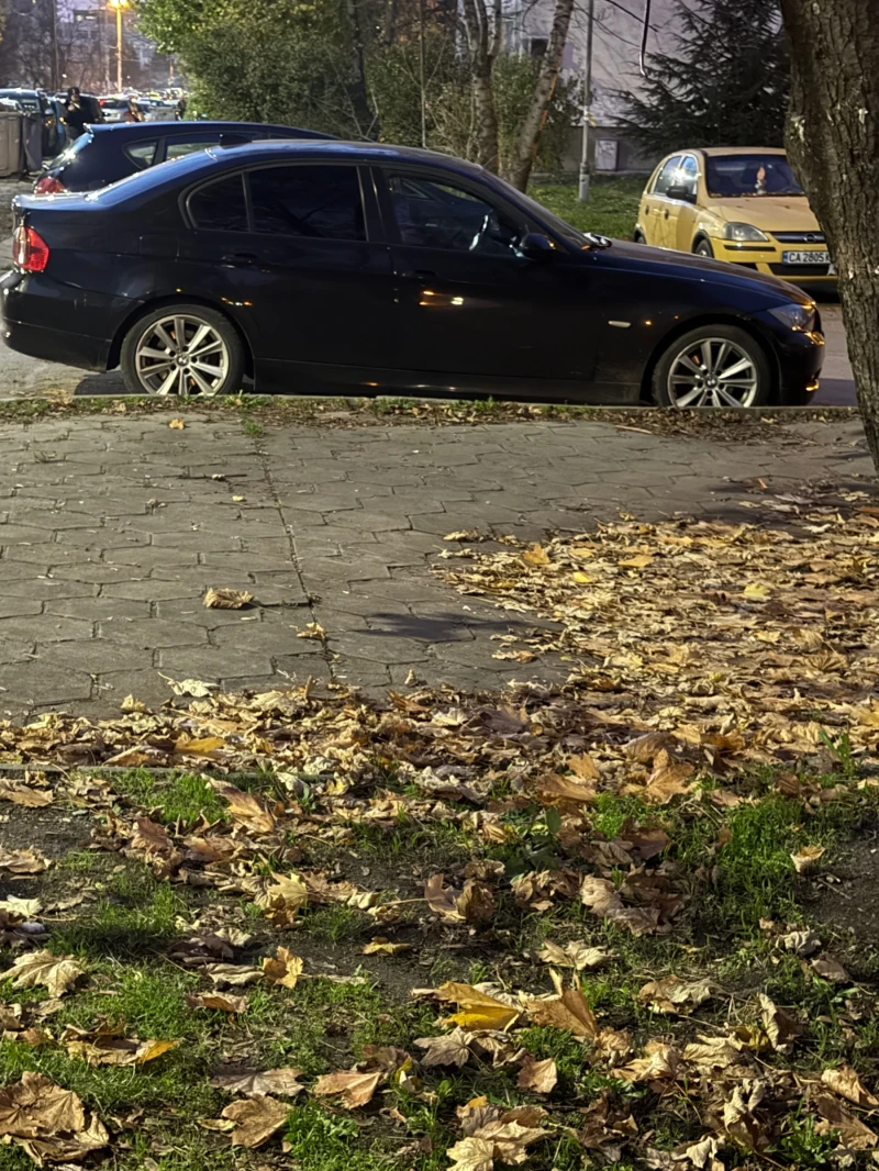 BMW 320, снимка 4 - Автомобили и джипове - 52712390