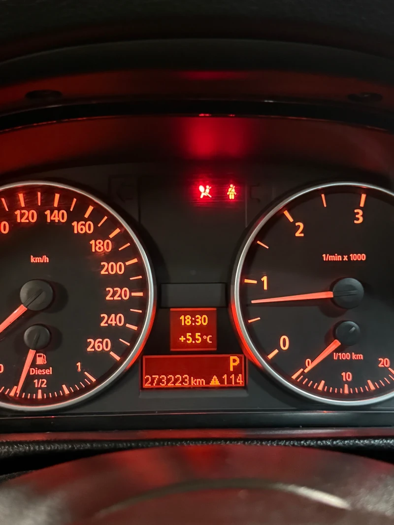 BMW 320, снимка 10 - Автомобили и джипове - 52712390