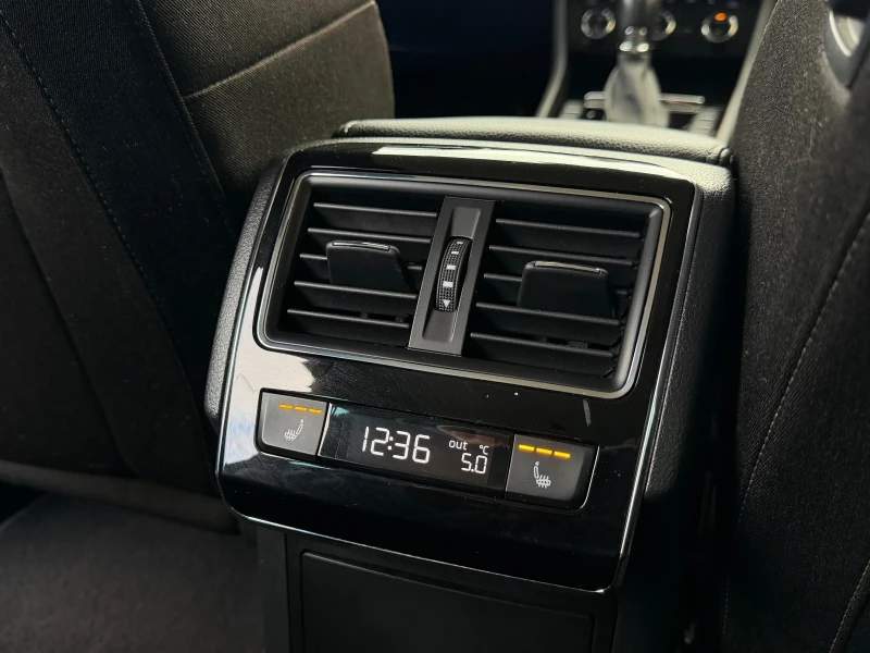 Skoda Superb 2.0TDI/4X4/ПОГРЕВ/ЕЛ.СЕДАЛКИ, снимка 14 - Автомобили и джипове - 52858904