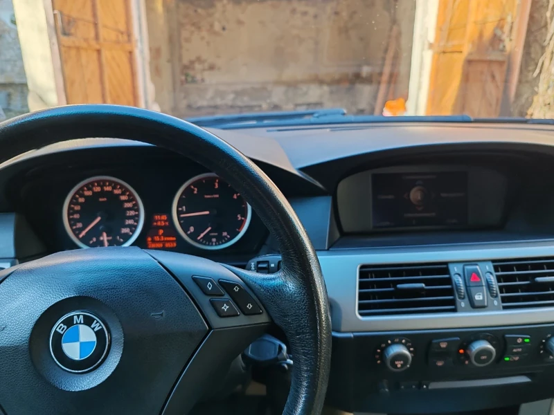 BMW 525 E60, снимка 10 - Автомобили и джипове - 52937499