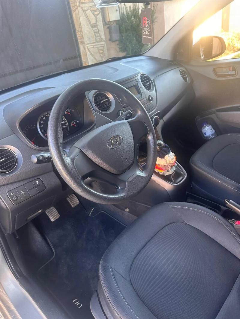 Hyundai I10, снимка 4 - Автомобили и джипове - 53010100