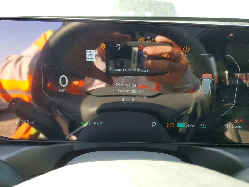 Kia EV9 WIND, снимка 9 - Автомобили и джипове - 53526129