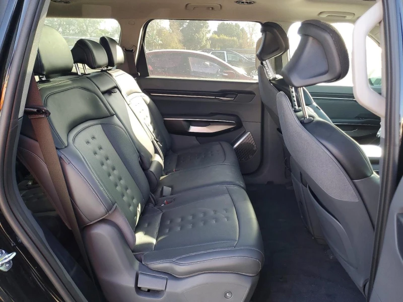 Kia EV9 WIND, снимка 11 - Автомобили и джипове - 53526129