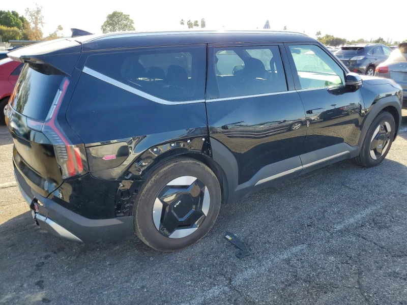 Kia EV9 WIND, снимка 3 - Автомобили и джипове - 53526129