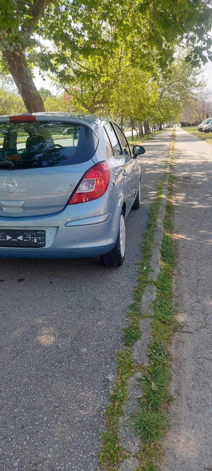 Opel Corsa 1 4 бензин/газ клима, снимка 4 - Автомобили и джипове - 54512598