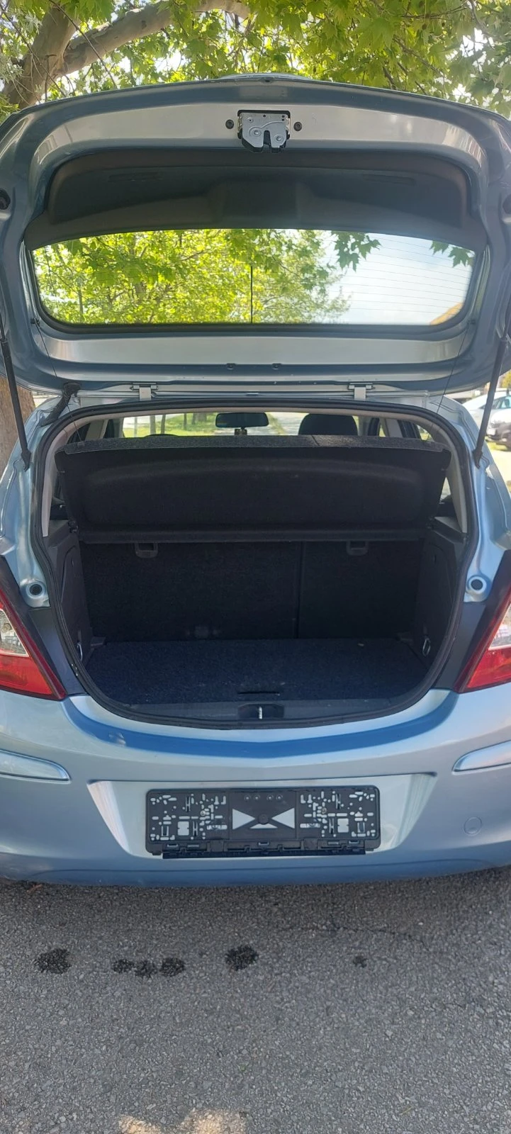 Opel Corsa 1 4 бензин/газ клима, снимка 10 - Автомобили и джипове - 54512598