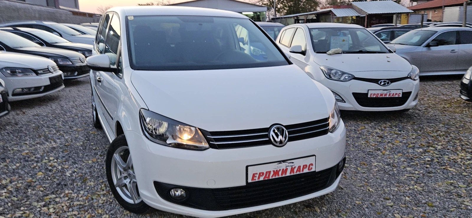 VW Touran 2012г  - изображение 7