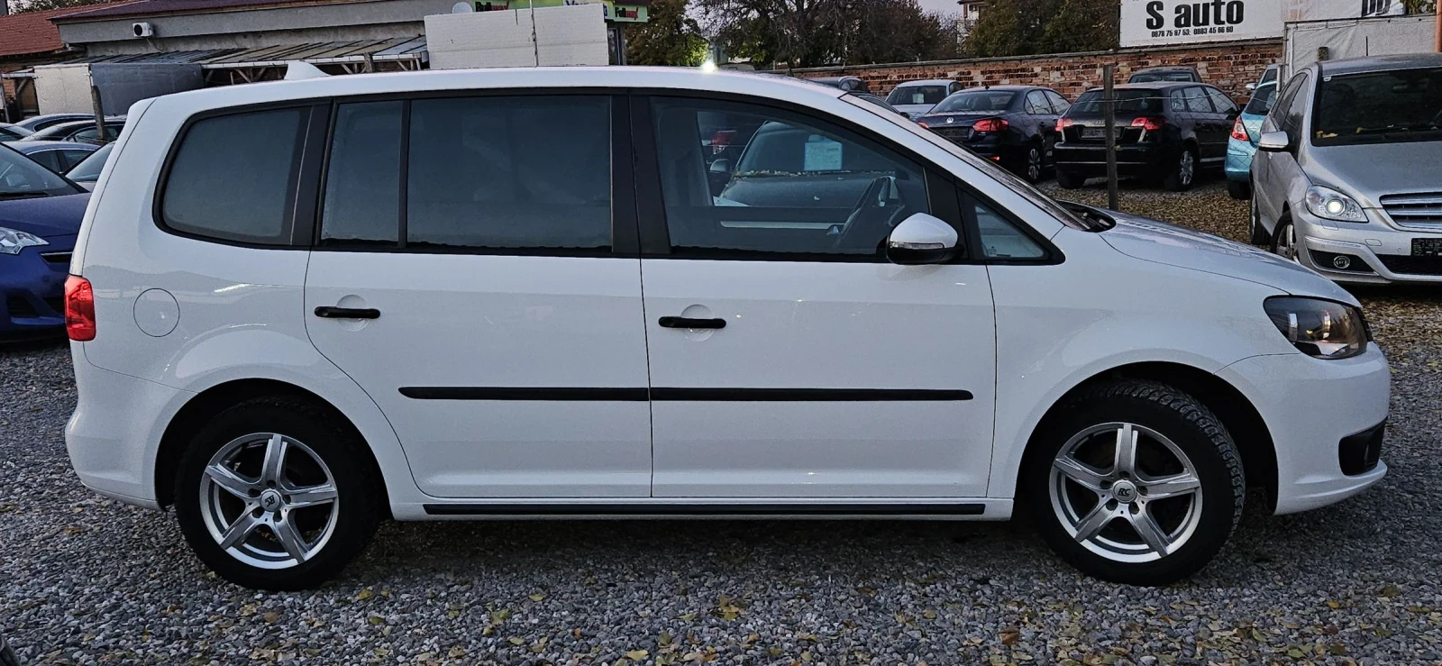 VW Touran 2012г  - изображение 10