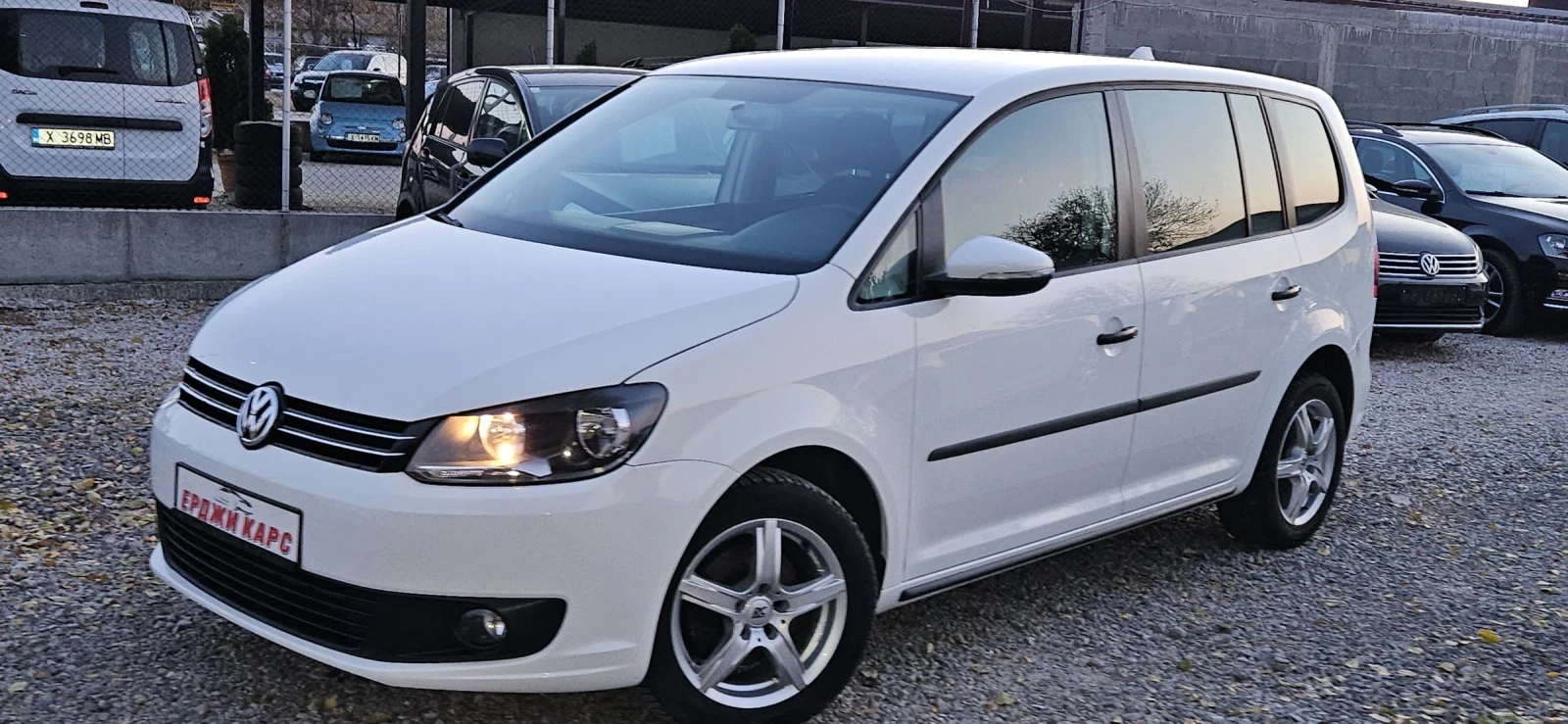 VW Touran 2012г  - изображение 4