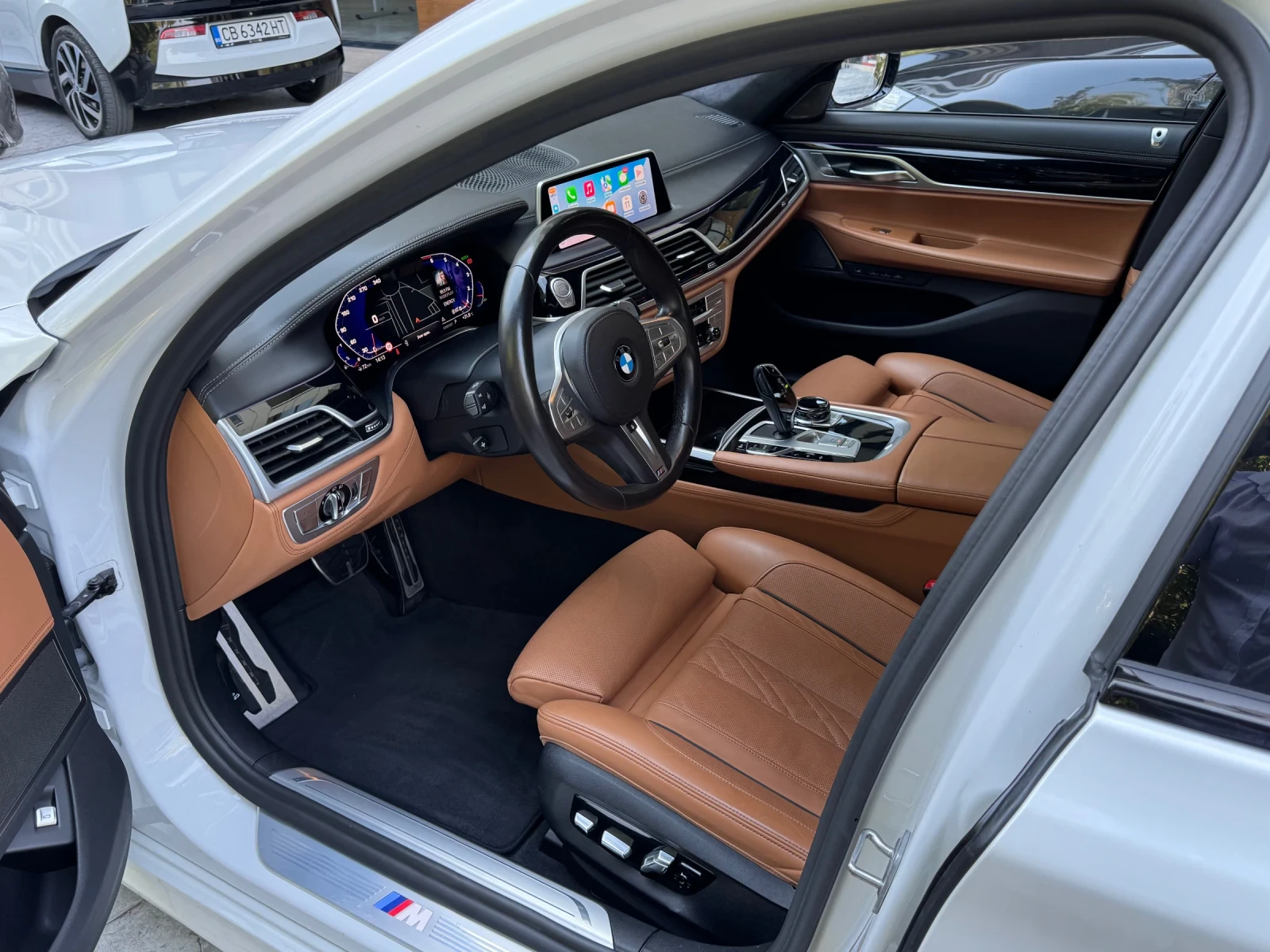 BMW 750 xi M Sport - изображение 7