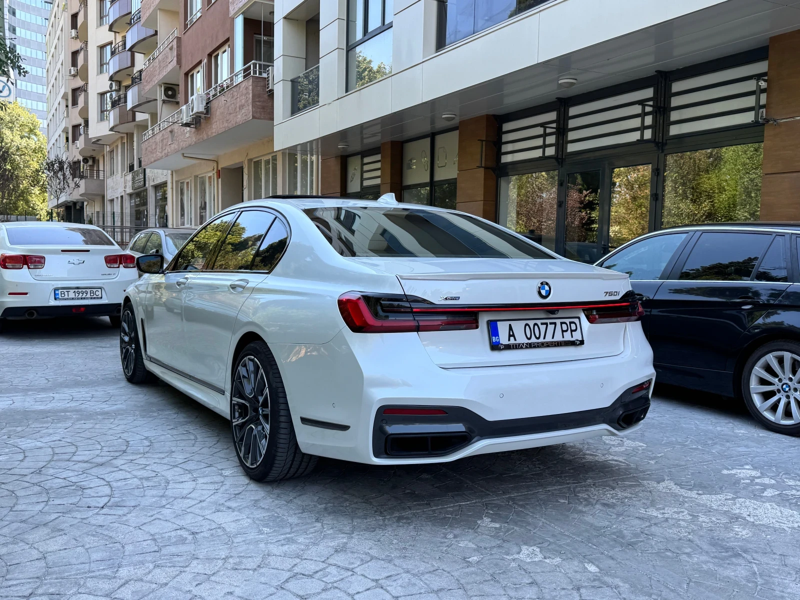 BMW 750 xi M Sport - изображение 5