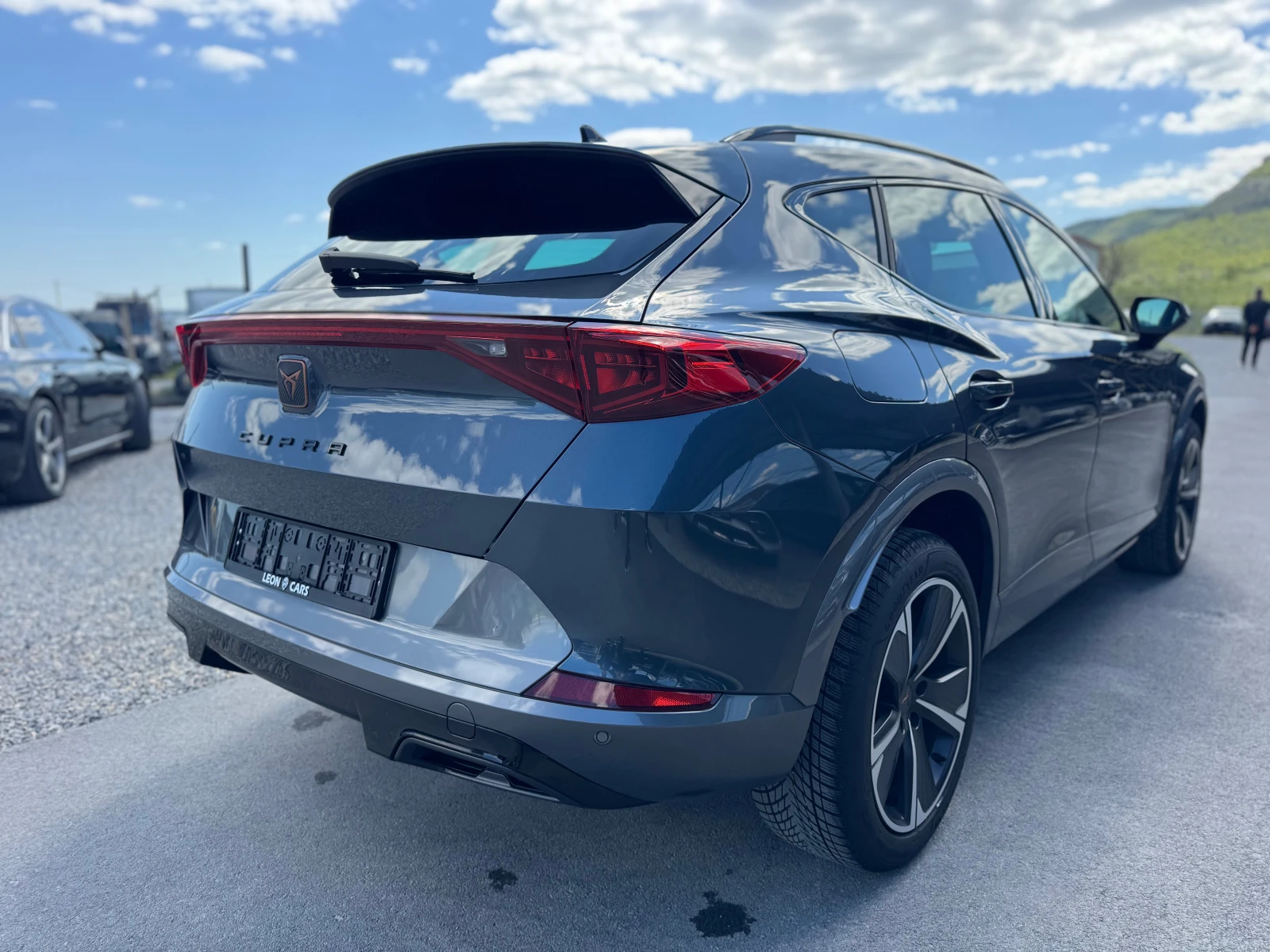 Cupra Formentor 2.0D 150 HP 4X4 AUTOMATIC FULL ПЕРФЕКТЕН АВТОМОБИЛ - изображение 7