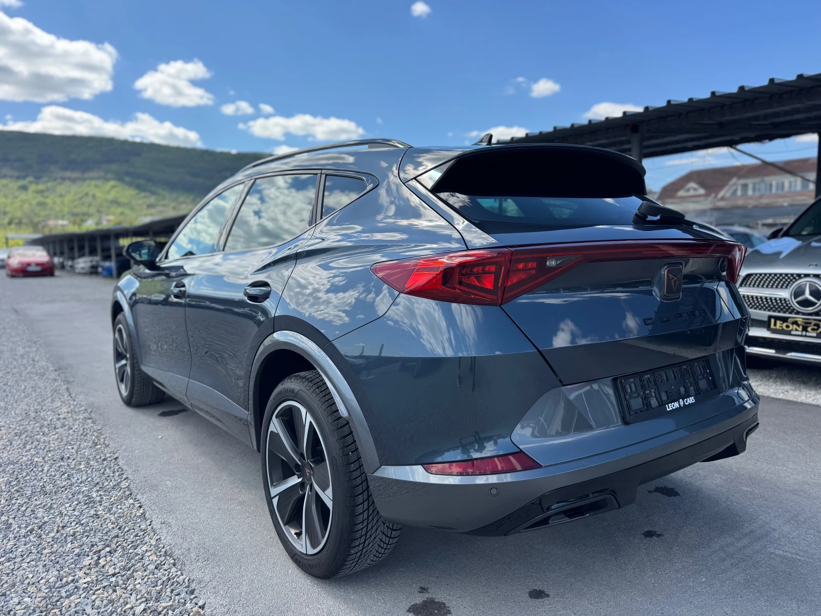 Cupra Formentor 2.0D 150 HP 4X4 AUTOMATIC FULL ПЕРФЕКТЕН АВТОМОБИЛ - изображение 5